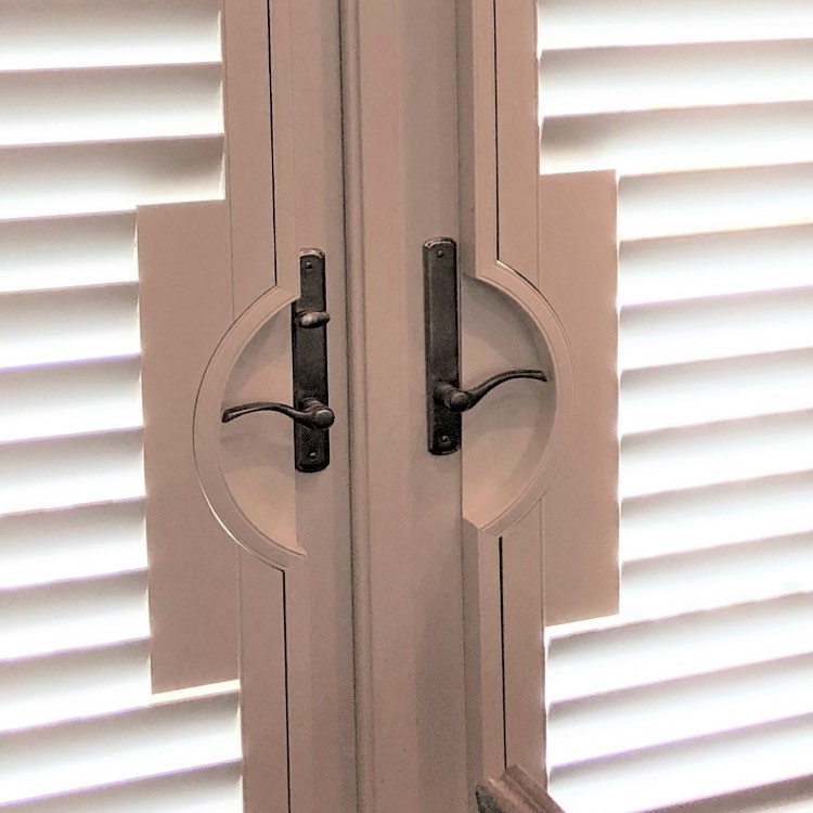 RoundFrenchdoorcutout